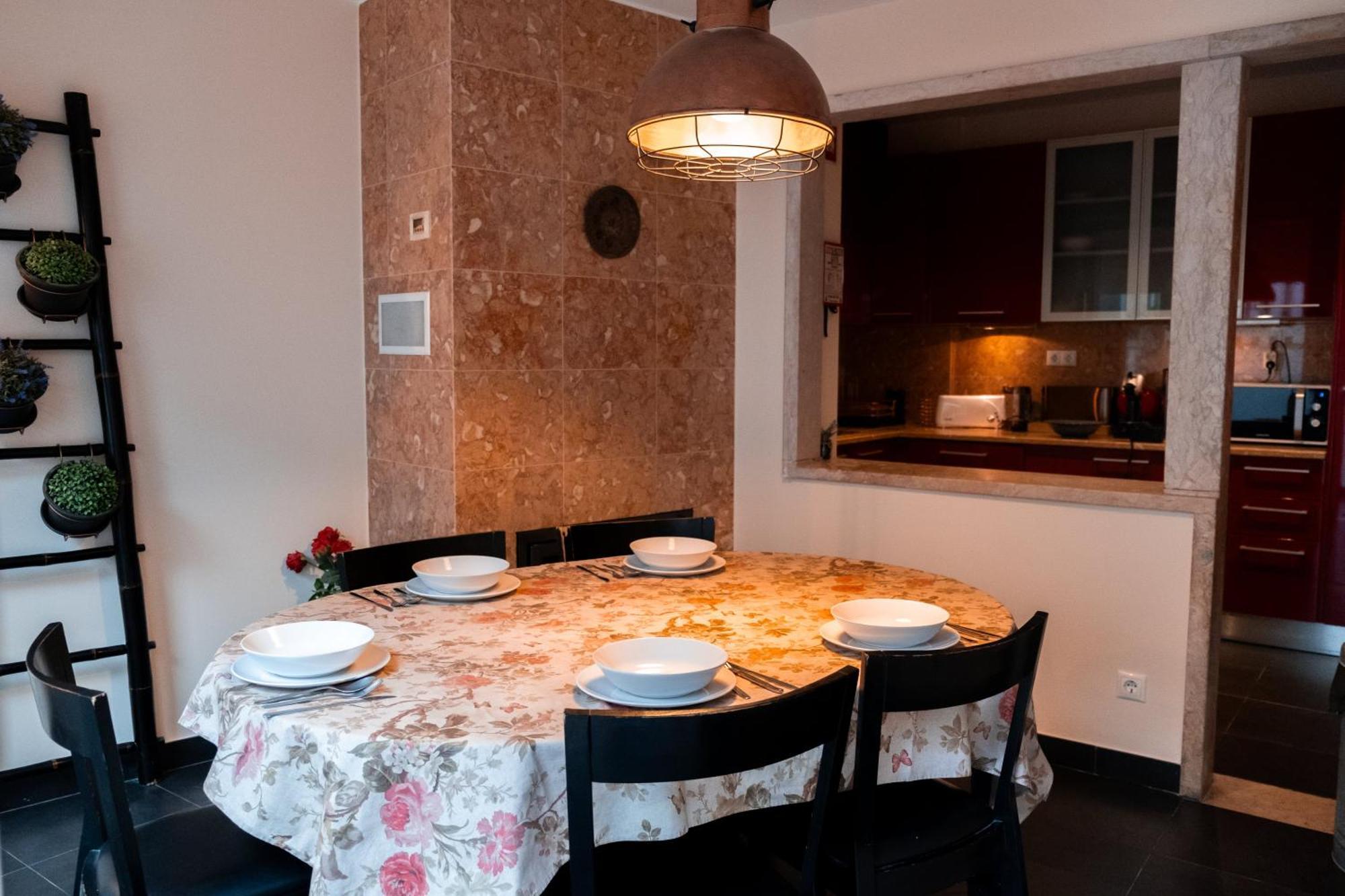 Flh Alcantara Stylish Duplex With Terrace Lisbon Exterior photo
